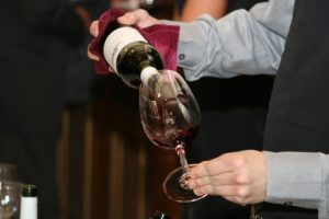 La funzione del sommelier degustazione