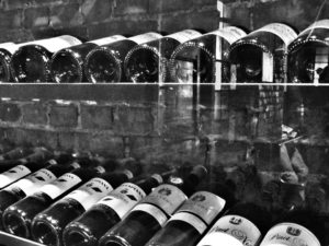 Le funzioni del sommelier la cantina del giorno