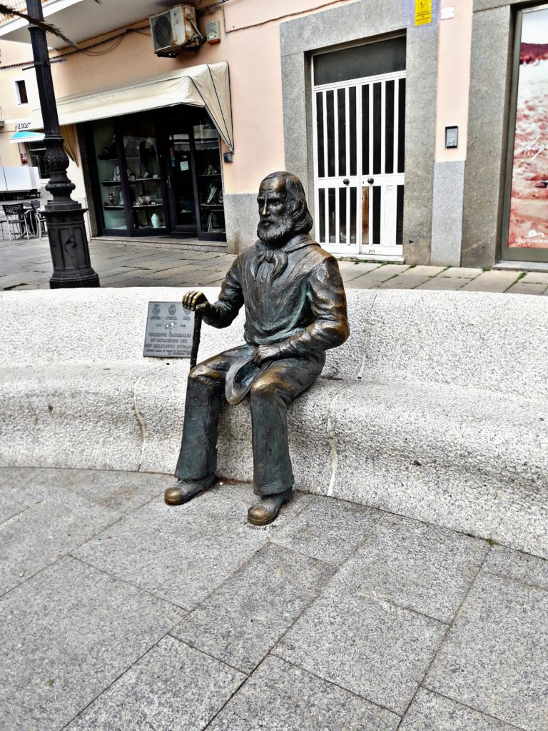 Statua Garibaldi a La Maddalena