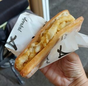 Cosa mangiare a Madrid: bocadillo de calamares